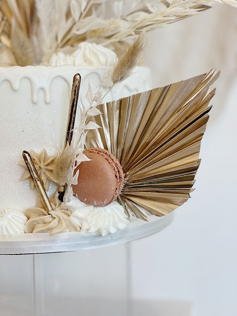 Champagne Gold Dried Floral Cake Kit