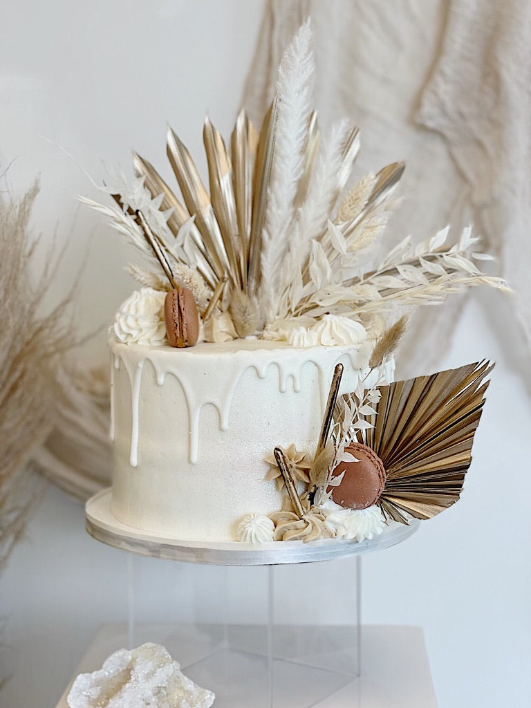 Champagne Gold Dried Floral Cake Kit