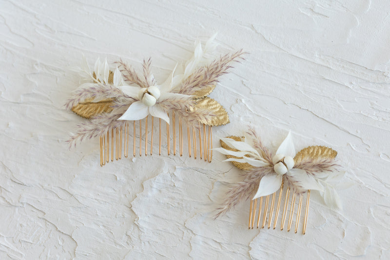 Avery Floral Hair Comb