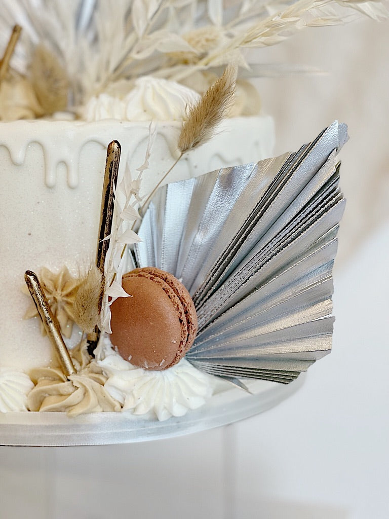 Silver Dried Floral Cake Kit