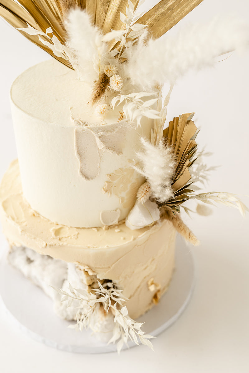 Gold Dried Floral Cake Kit