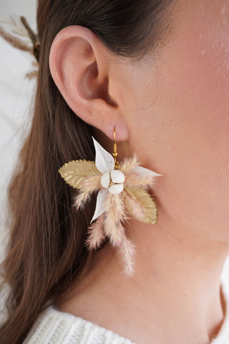 Avery Dangle Floral Earrings